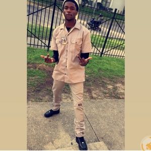 Meet your Posher, Malik